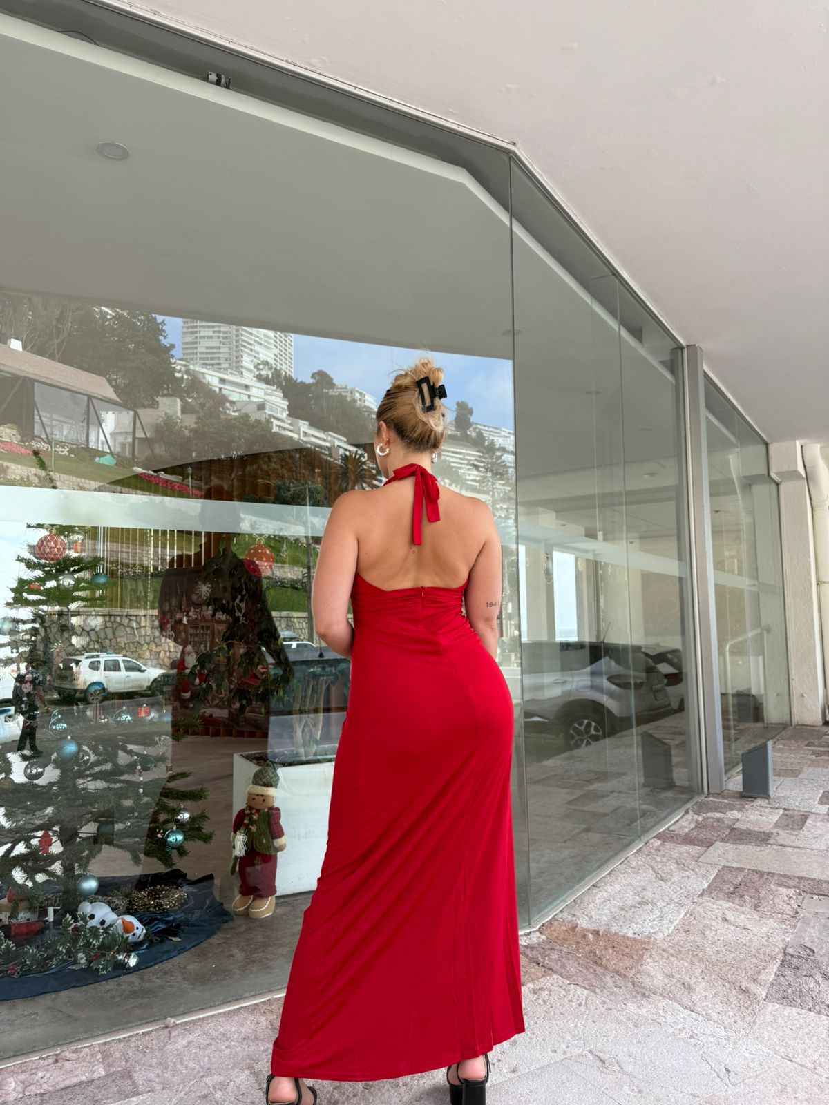 Dress ON